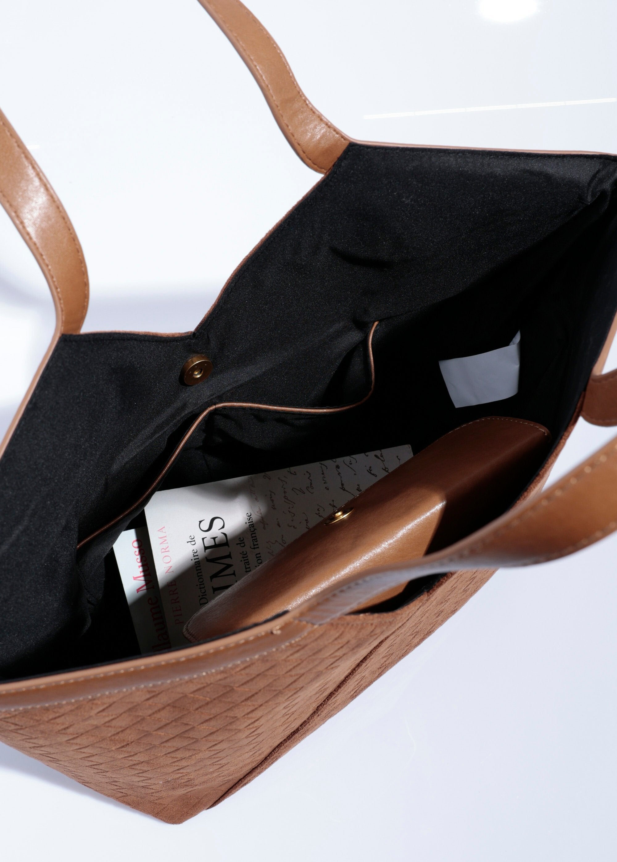 Sac_cabas_en_suédine_effet_tressé_Sable_DE1_slim