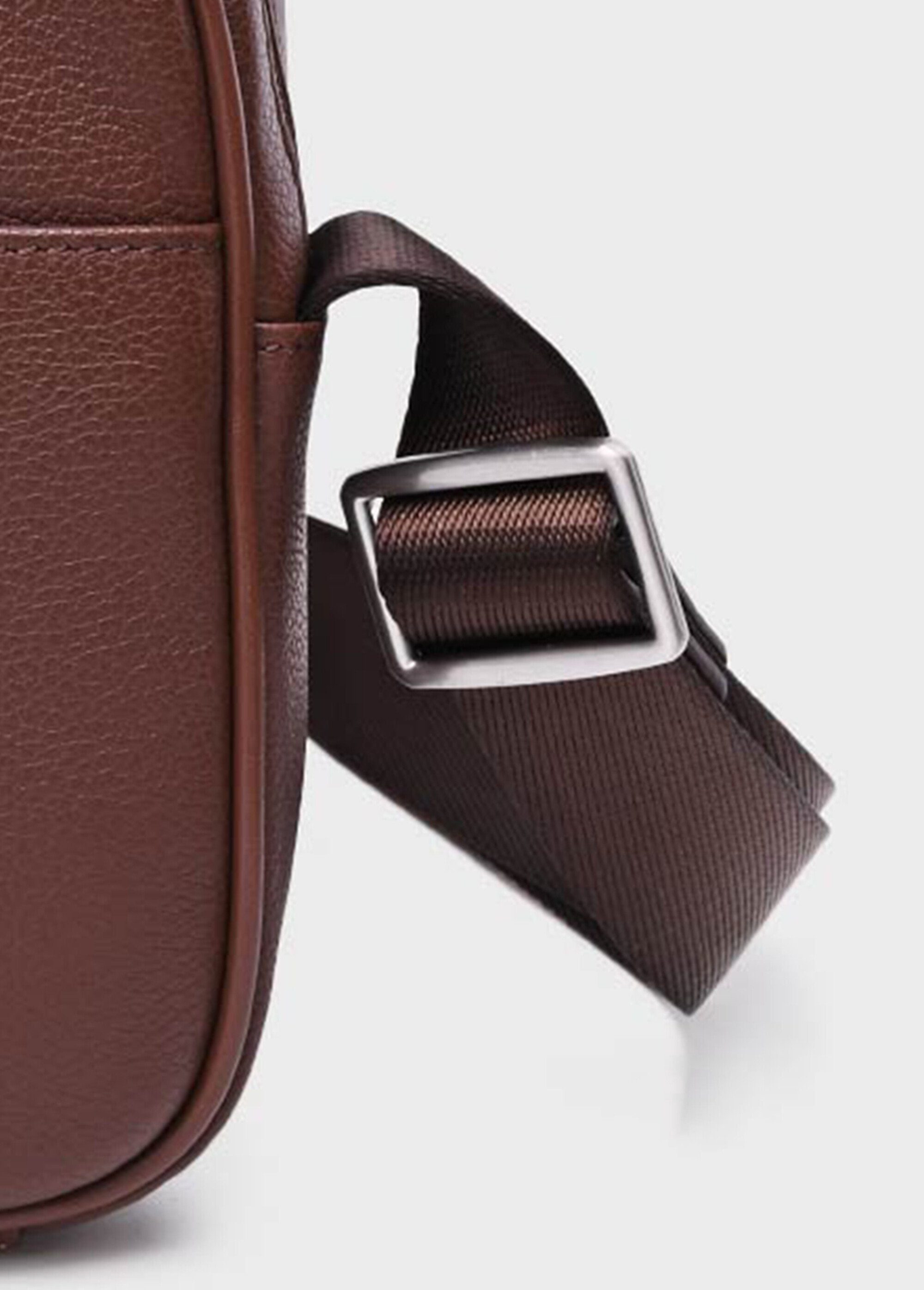 Men's_leather_satchel_with_shoulder_strap_Chocolate_DE1_slim