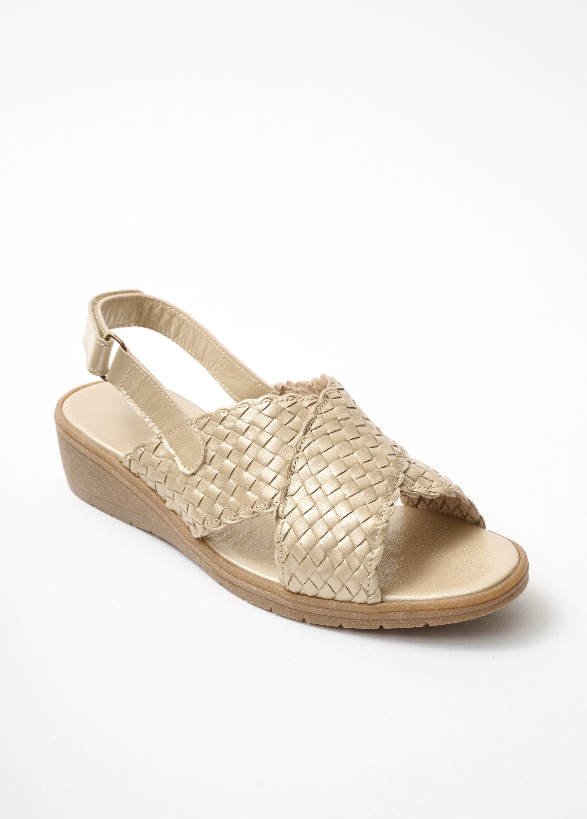 Comfort_width_braided_leather_sandals_Golden_FA1_slim