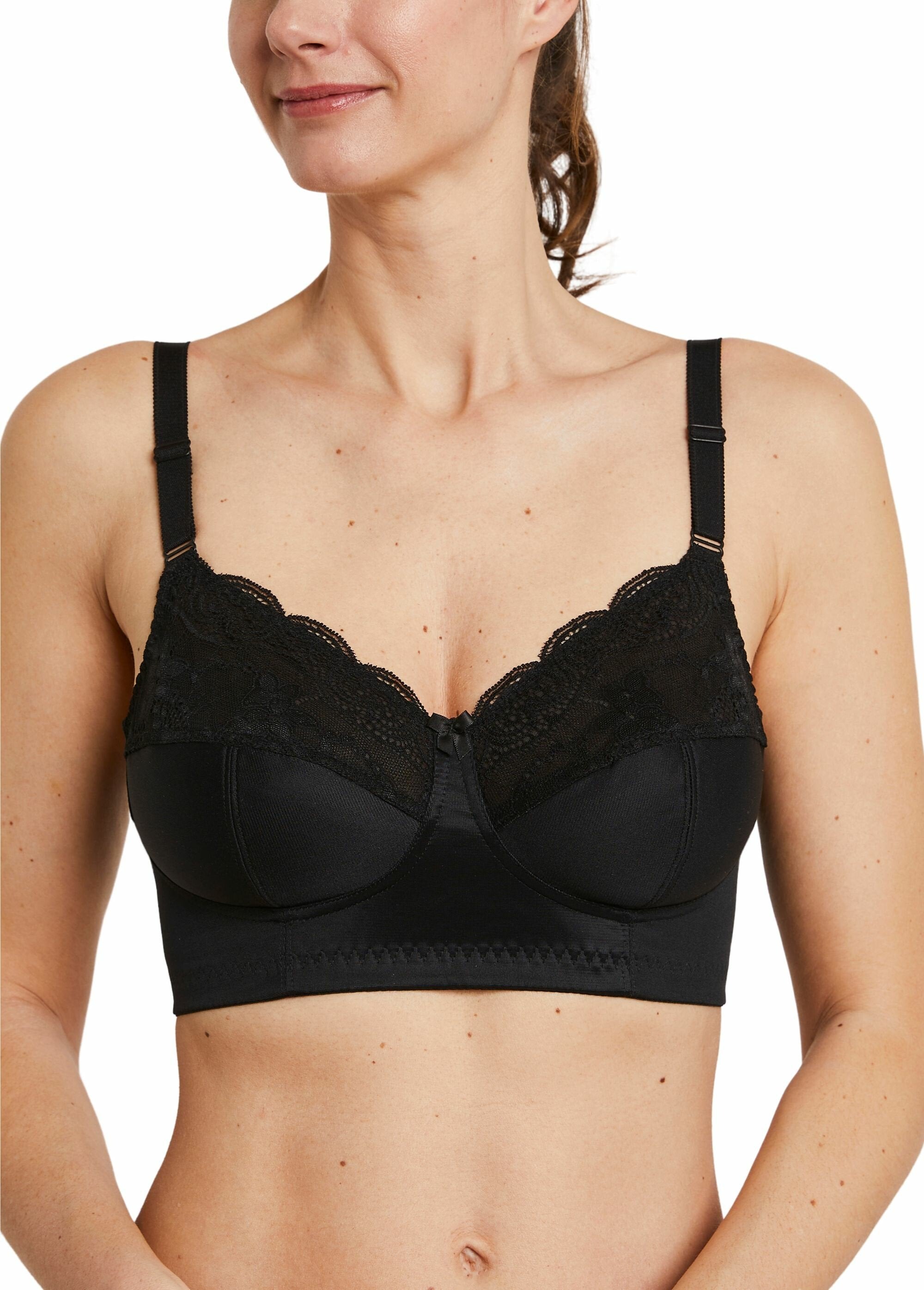 Lace_bra_without_underwire_Black_FA1_slim