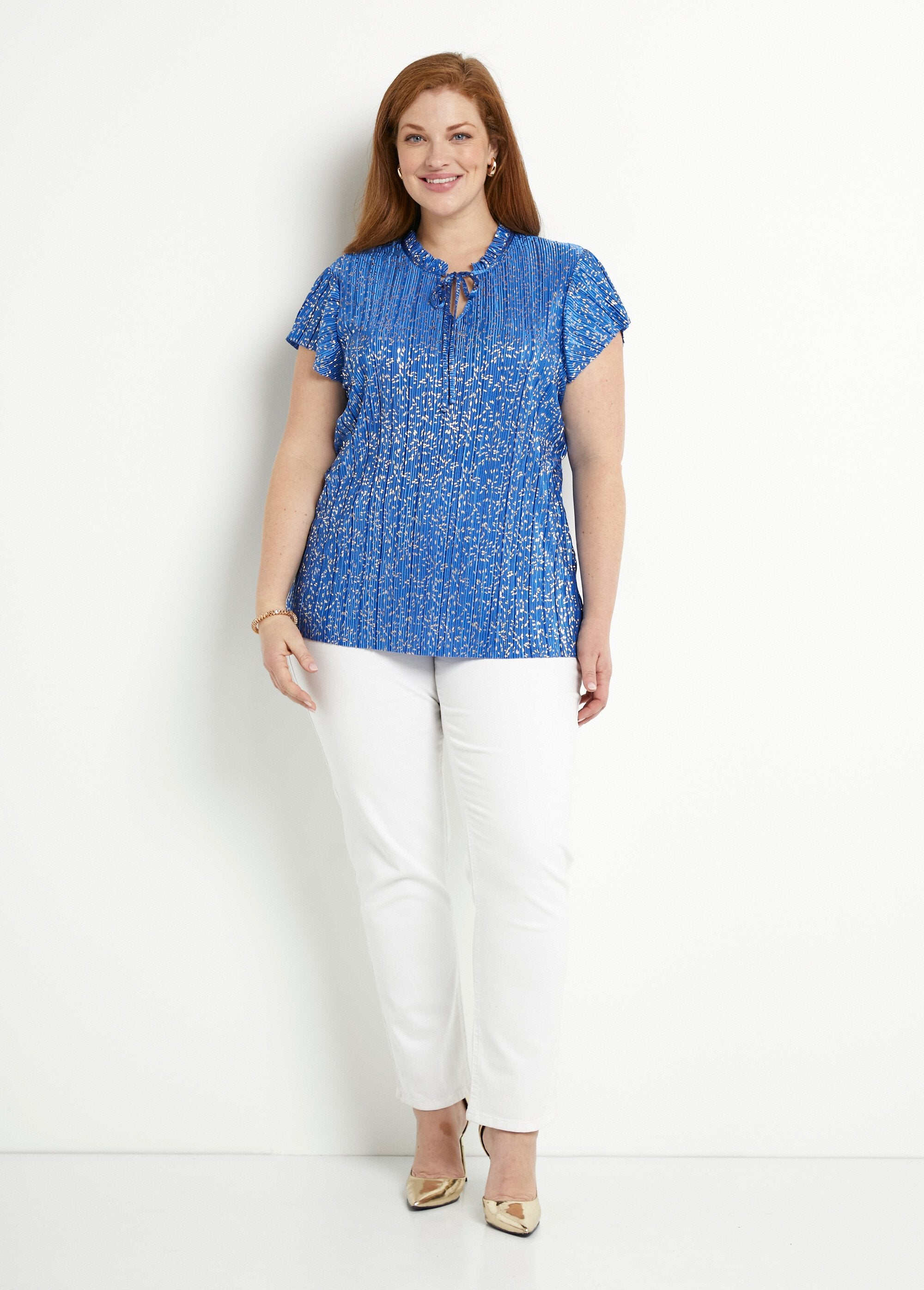 Long_gold_print_short-sleeved_T-shirt_Blue_SF1_curvy