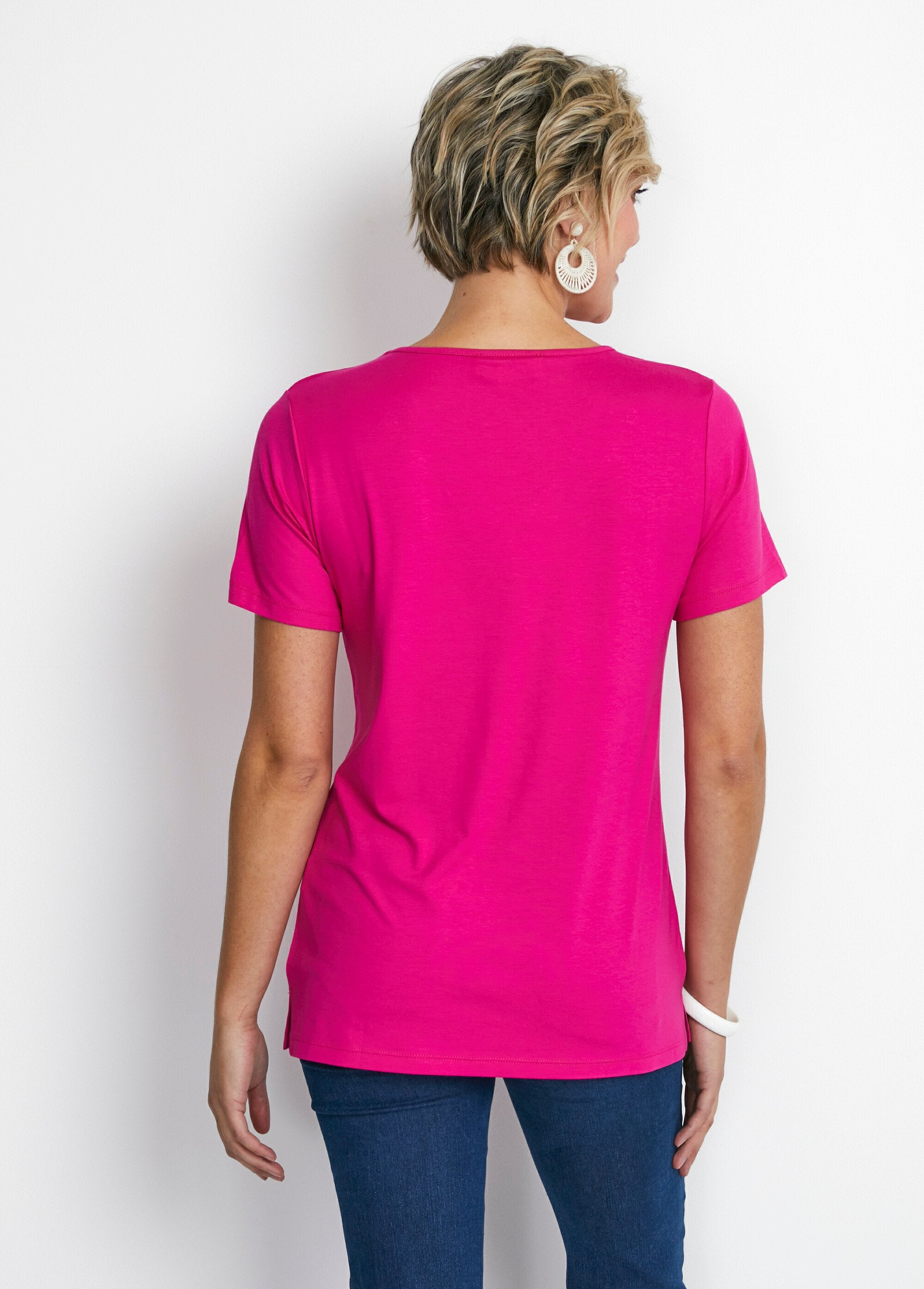 Jeweled_V-neck_long_t-shirt_Fuchsia_DO1_slim