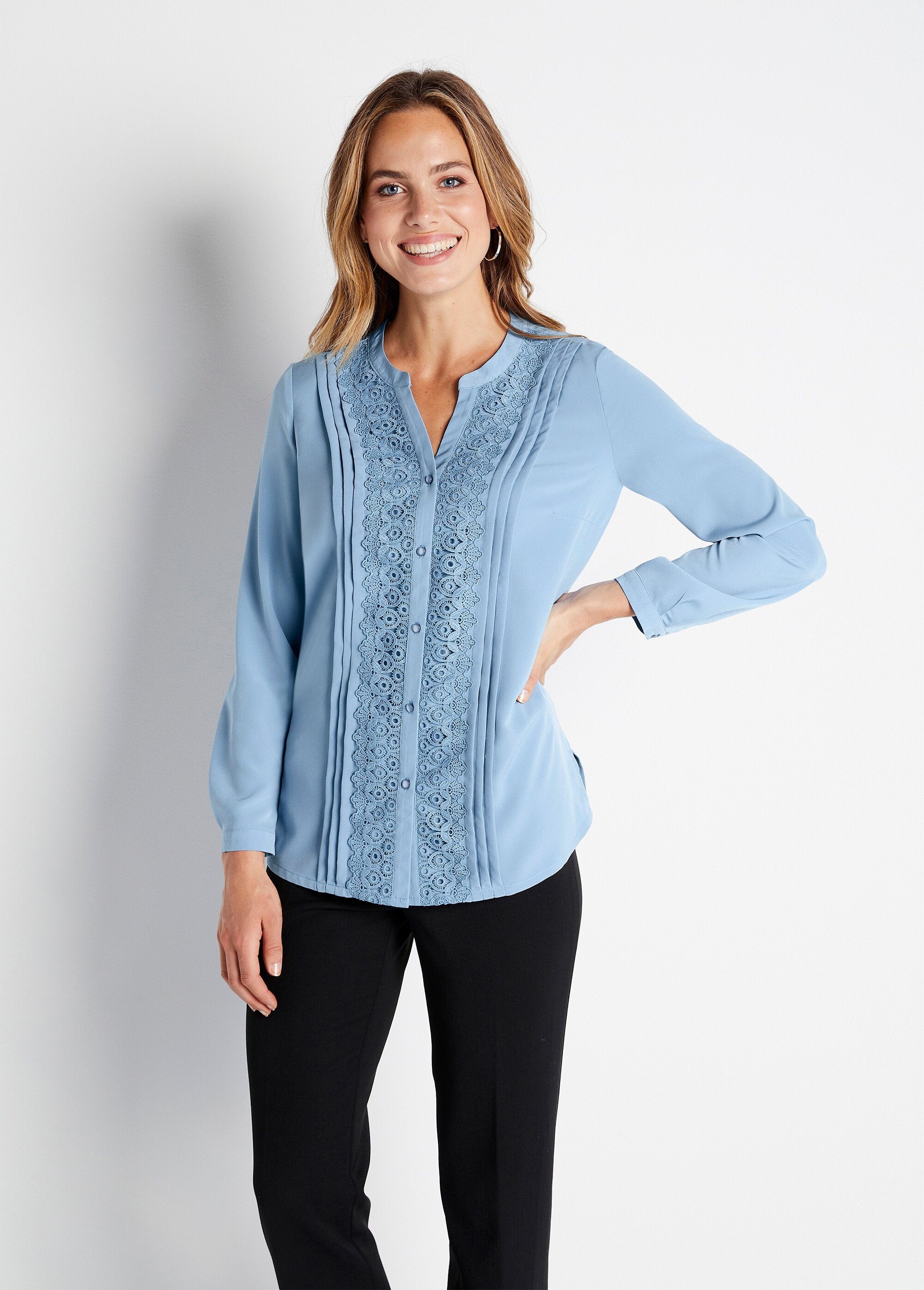 Tunic_with_fancy_lace_Blue_gray_FA1_slim